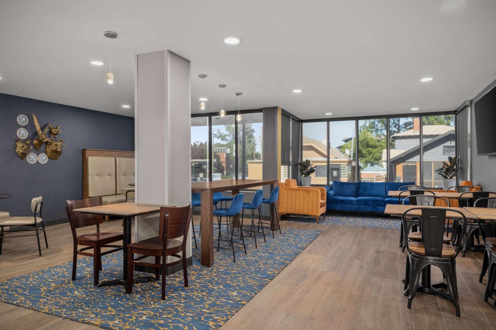 Hotel Westport Kansas City, Tapestry Collection By Hilton Exterior photo