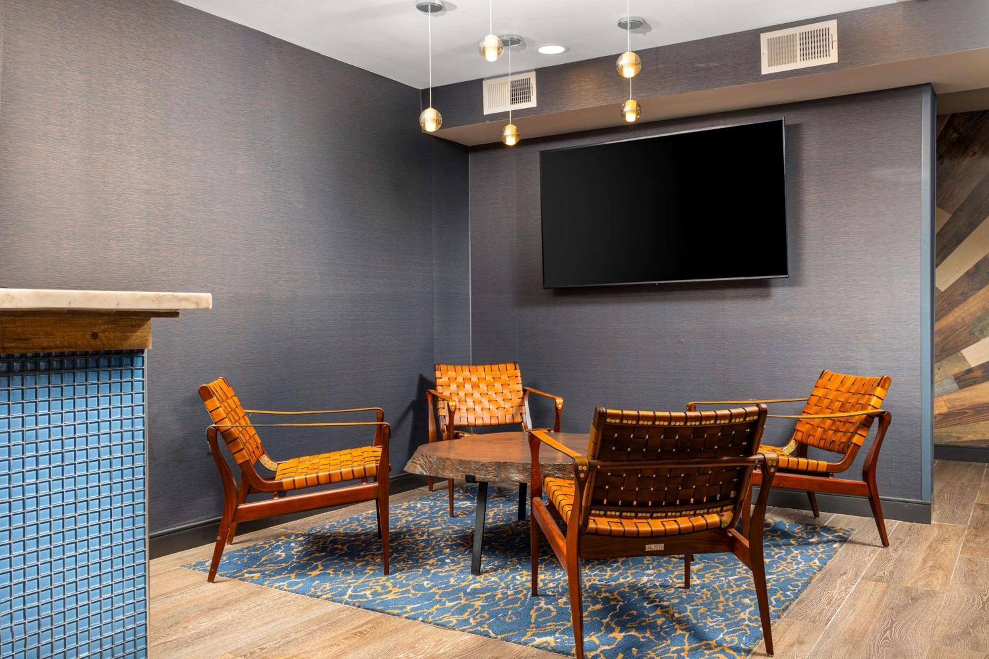 Hotel Westport Kansas City, Tapestry Collection By Hilton Exterior photo