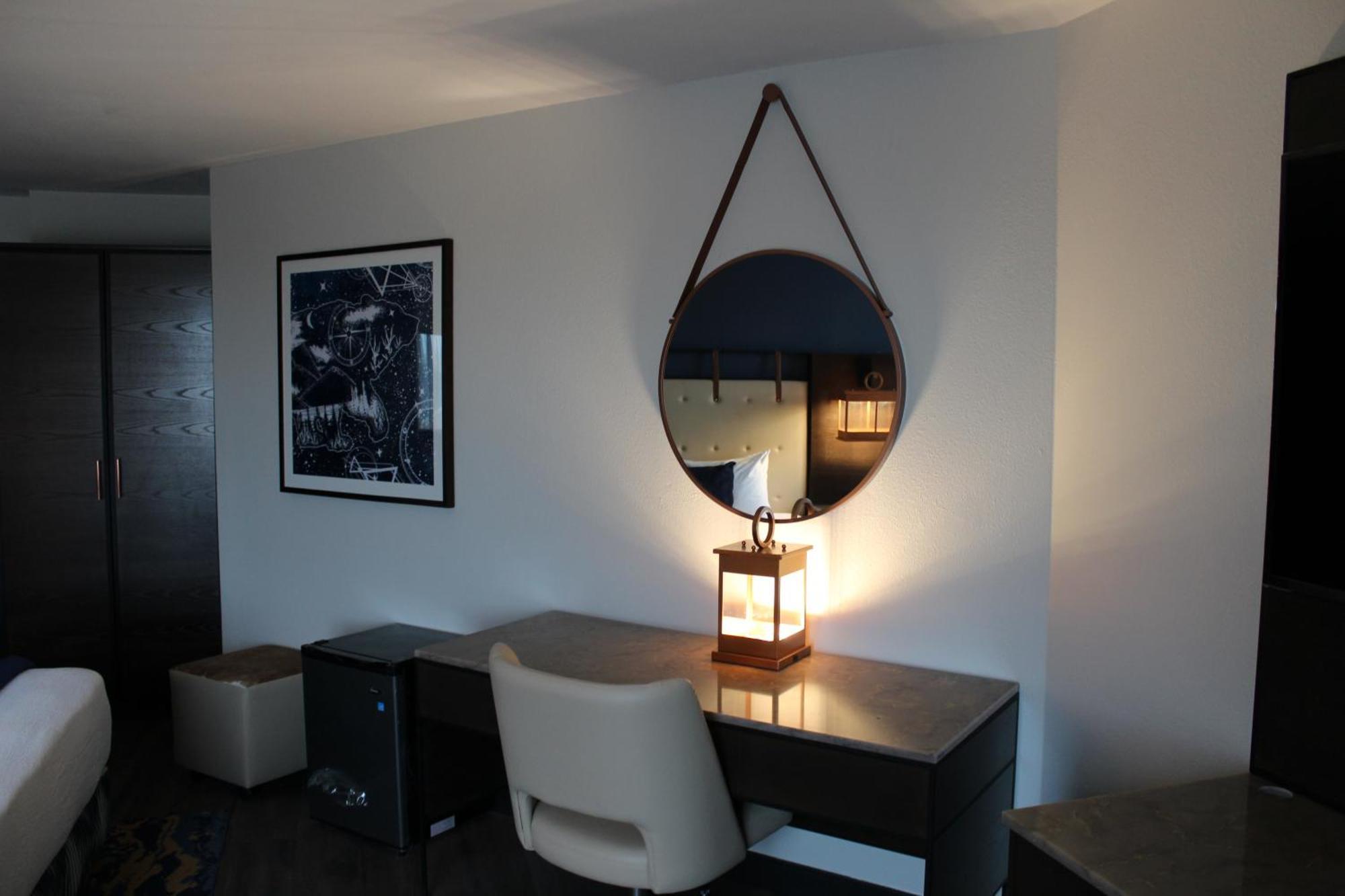 Hotel Westport Kansas City, Tapestry Collection By Hilton Exterior photo